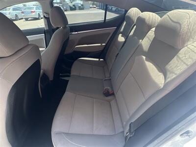 2020 Hyundai Elantra SEL   - Photo 7 - Phoenix, AZ 85009