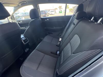 2020 Kia Sportage LX   - Photo 6 - Phoenix, AZ 85009