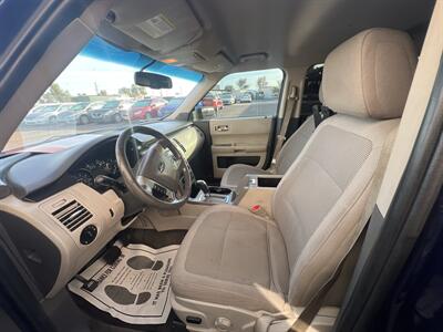2011 Ford Flex SE   - Photo 5 - Phoenix, AZ 85009