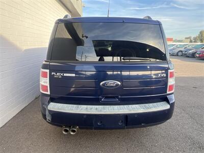 2011 Ford Flex SE   - Photo 4 - Phoenix, AZ 85009