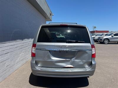 2016 Chrysler Town & Country Touring   - Photo 4 - Phoenix, AZ 85009