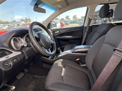 2017 Dodge Journey SXT - Photo 5 - Phoenix, AZ 85009