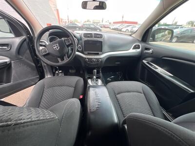 2017 Dodge Journey SXT   - Photo 7 - Phoenix, AZ 85009