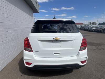 2021 Chevrolet Trax LS   - Photo 4 - Phoenix, AZ 85009