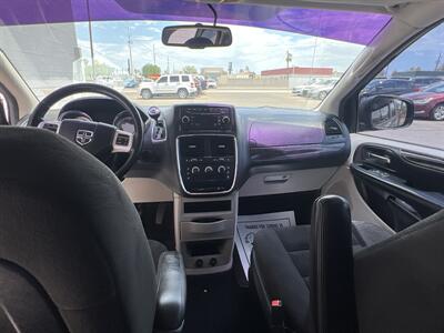 2016 Dodge Grand Caravan SE - Photo 7 - Phoenix, AZ 85009