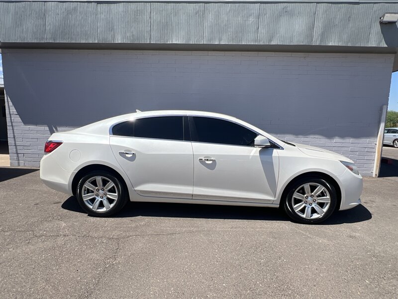 2011 Buick Lacrosse CXL  
