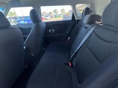 2014 Kia Soul   - Photo 6 - Phoenix, AZ 85009
