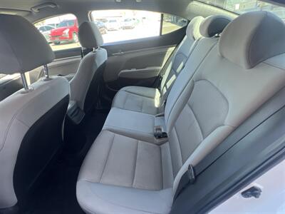 2017 Hyundai Elantra SE   - Photo 6 - Phoenix, AZ 85009
