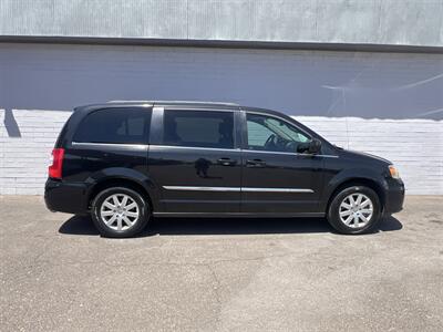 2014 Chrysler Town & Country Touring Minivan