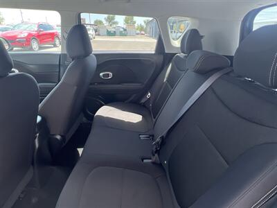 2017 Kia Soul - Photo 6 - Phoenix, AZ 85009