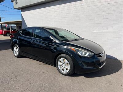 2016 Hyundai Elantra SE   - Photo 2 - Phoenix, AZ 85009