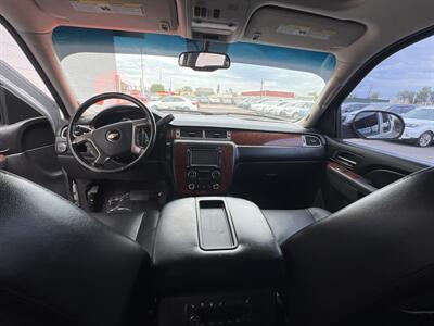 2012 Chevrolet Tahoe LTZ   - Photo 8 - Phoenix, AZ 85009