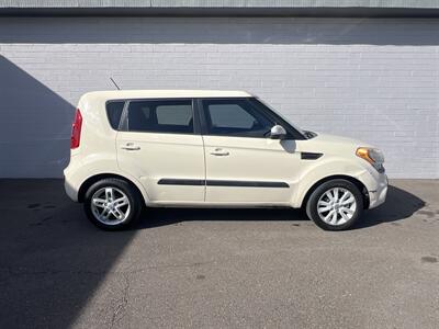 2013 Kia Soul +   - Photo 1 - Phoenix, AZ 85009