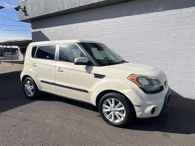 2013 Kia Soul +   - Photo 2 - Phoenix, AZ 85009