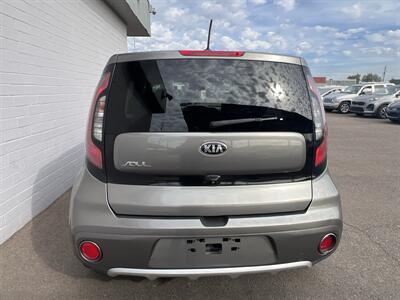 2018 Kia Soul +   - Photo 4 - Phoenix, AZ 85009