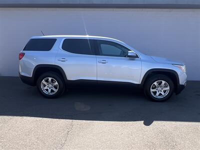 2017 GMC Acadia SLE-1 SUV