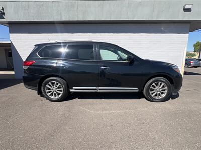 2015 Nissan Pathfinder SL   - Photo 1 - Phoenix, AZ 85009