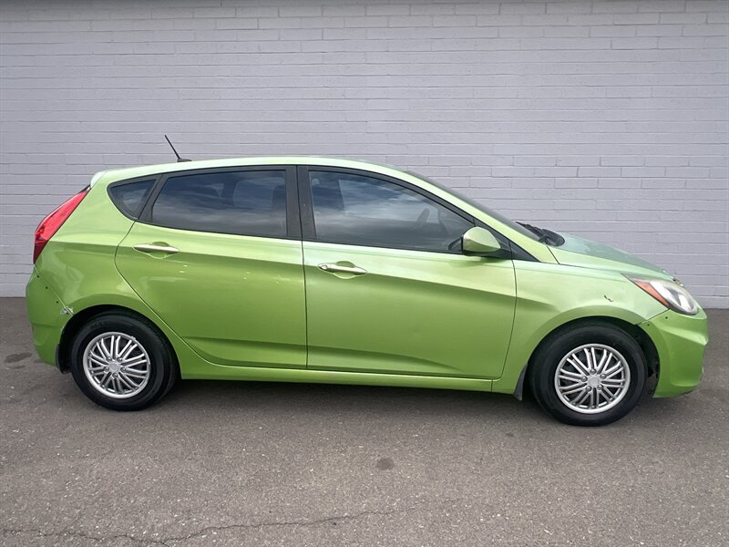 2014 Hyundai ACCENT GS  