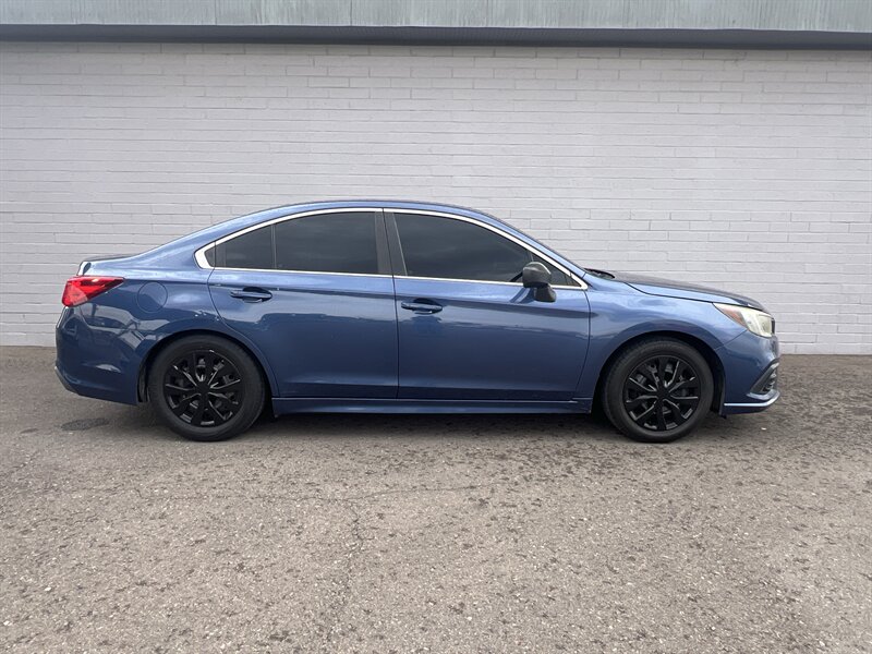 2019 Subaru Legacy 2.5i  