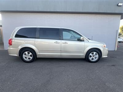 2013 Dodge Grand Caravan SXT Van