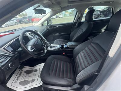 2016 Ford Fusion SE   - Photo 5 - Phoenix, AZ 85009