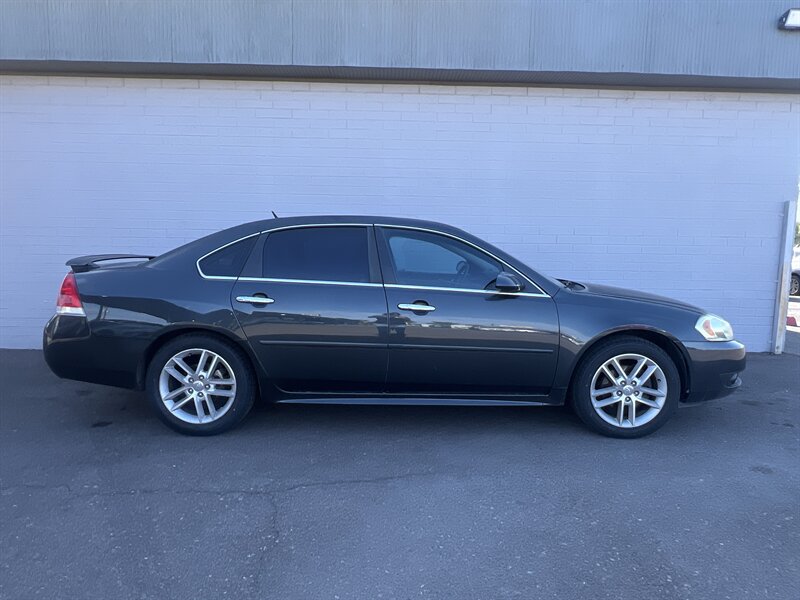 2013 Chevrolet Impala LTZ   - Photo 1 - Phoenix, AZ 85009