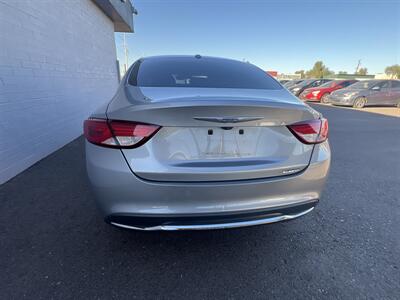 2015 Chrysler 200 Limited   - Photo 4 - Phoenix, AZ 85009