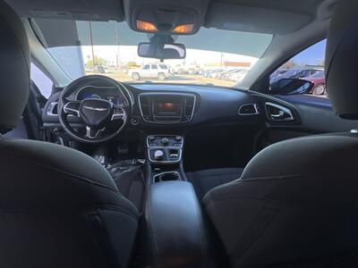 2015 Chrysler 200 Limited   - Photo 7 - Phoenix, AZ 85009