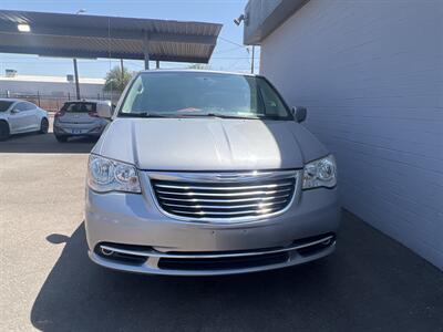 2016 Chrysler Town & Country Touring - Photo 3 - Phoenix, AZ 85009