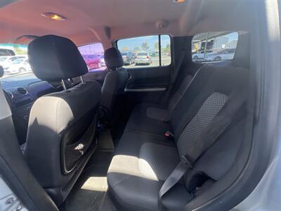 2009 Chevrolet HHR LT   - Photo 6 - Phoenix, AZ 85009