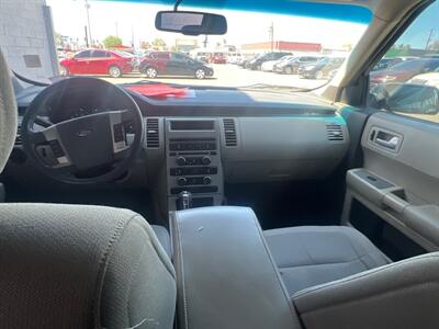 2011 Ford Flex SE   - Photo 7 - Phoenix, AZ 85009