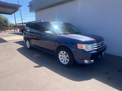 2011 Ford Flex SE   - Photo 2 - Phoenix, AZ 85009