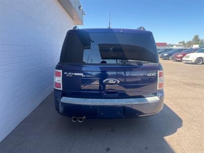 2011 Ford Flex SE   - Photo 4 - Phoenix, AZ 85009