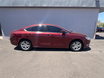 2015 Chrysler 200 Series Limited   - Photo 1 - Phoenix, AZ 85009