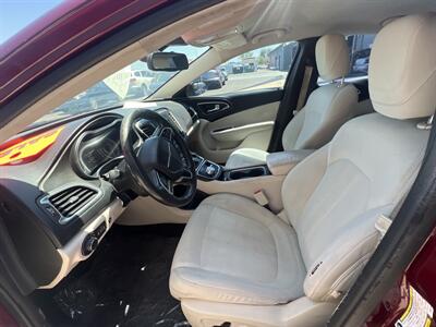 2015 Chrysler 200 Series Limited   - Photo 5 - Phoenix, AZ 85009