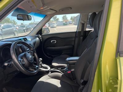 2015 Kia Soul   - Photo 5 - Phoenix, AZ 85009