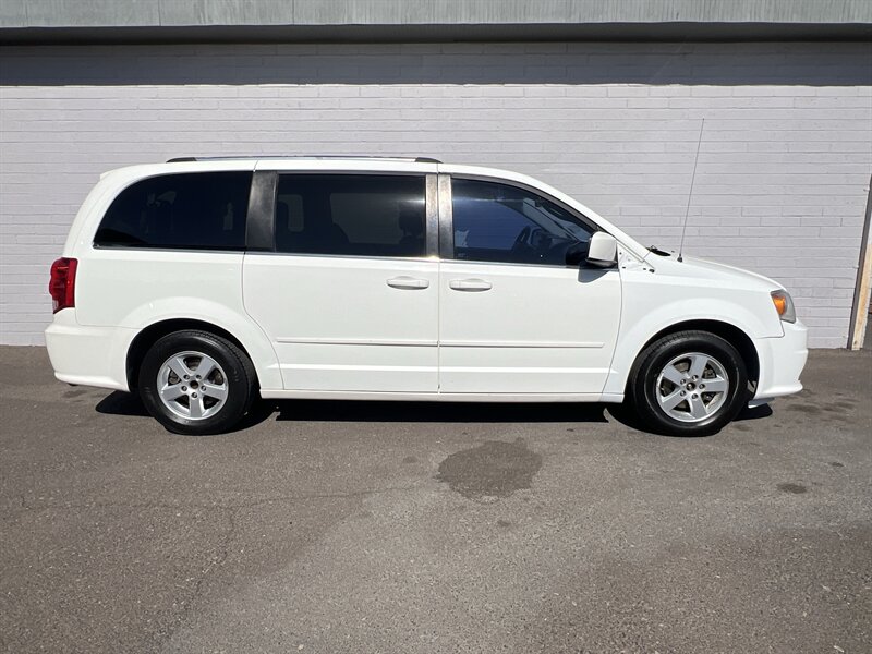 2011 Dodge Grand Caravan Crew   - Photo 1 - Phoenix, AZ 85009