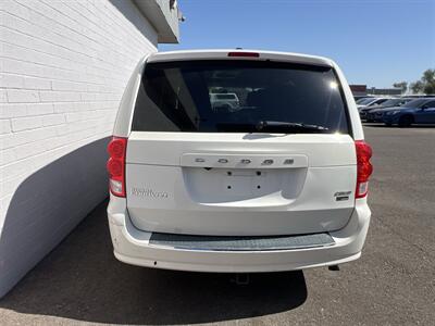 2011 Dodge Grand Caravan Crew - Photo 4 - Phoenix, AZ 85009
