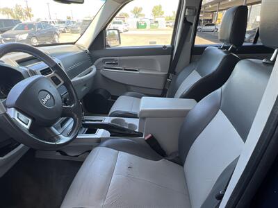 2008 Jeep Liberty Limited - Photo 5 - Phoenix, AZ 85009