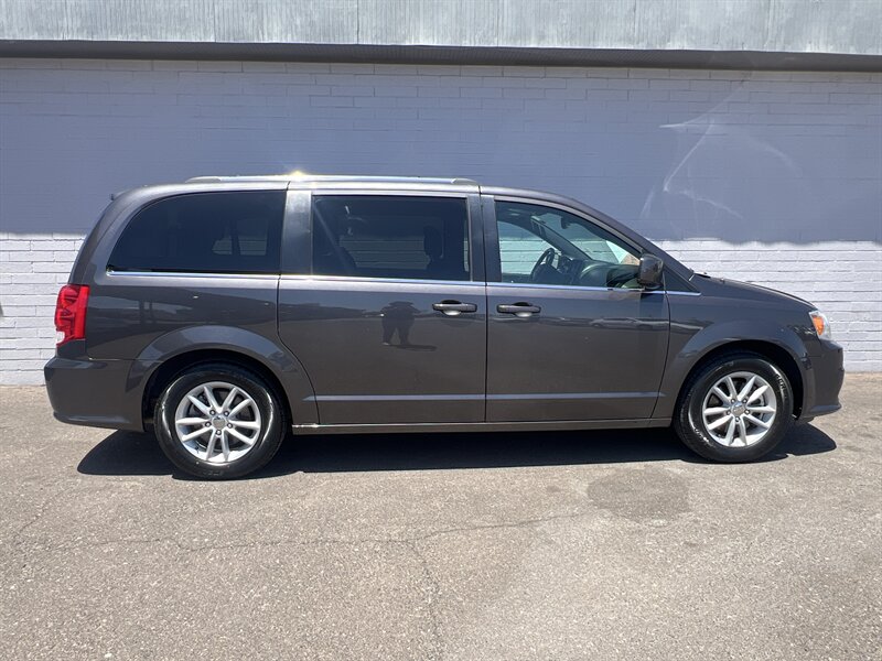 2019 Dodge Grand Caravan SXT   - Photo 1 - Phoenix, AZ 85009