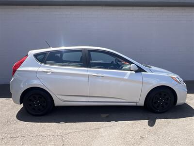 2017 Hyundai Accent SE Hatchback
