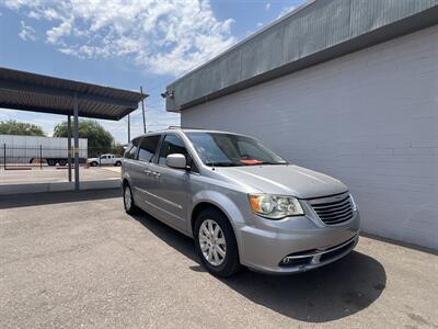 2016 Chrysler Town & Country Touring   - Photo 2 - Phoenix, AZ 85009
