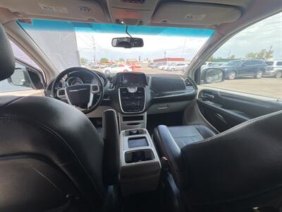 2016 Chrysler Town & Country Touring   - Photo 7 - Phoenix, AZ 85009