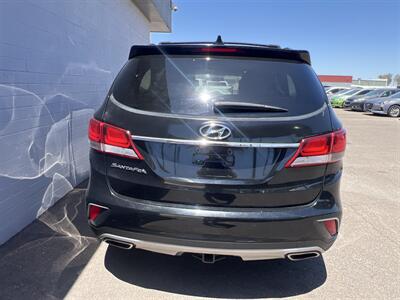 2018 Hyundai Santa Fe SE - Photo 4 - Phoenix, AZ 85009