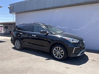 2018 Hyundai Santa Fe SE - Photo 2 - Phoenix, AZ 85009