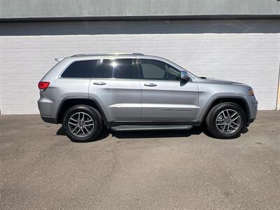 2019 Jeep Grand Cherokee Limited - Photo 1 - Phoenix, AZ 85009