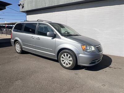 2016 Chrysler Town & Country Touring - Photo 2 - Phoenix, AZ 85009