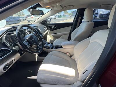 2015 Chrysler 200 Series Limited - Photo 5 - Phoenix, AZ 85009