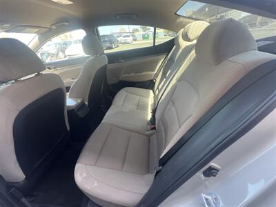 2018 Hyundai ELANTRA SEL   - Photo 6 - Phoenix, AZ 85009