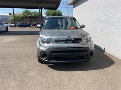 2017 Kia Soul   - Photo 3 - Phoenix, AZ 85009